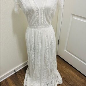 White lace detailed long dress medium